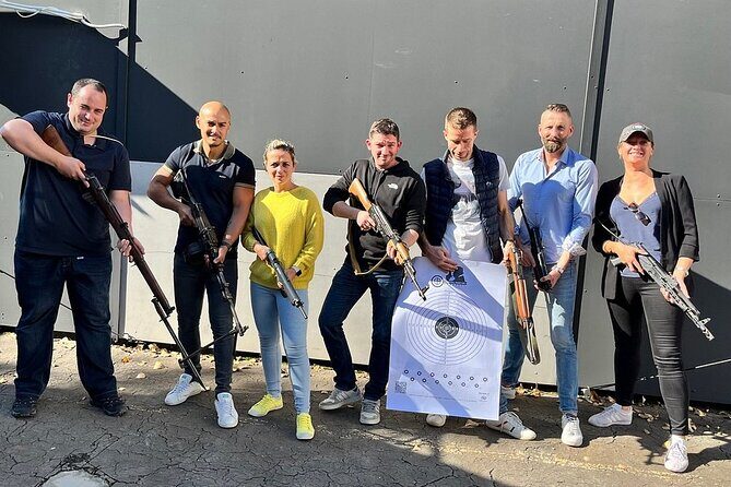 Shooting Experience BASIC Package in Budapest - What to expect on the day: practical comfort points