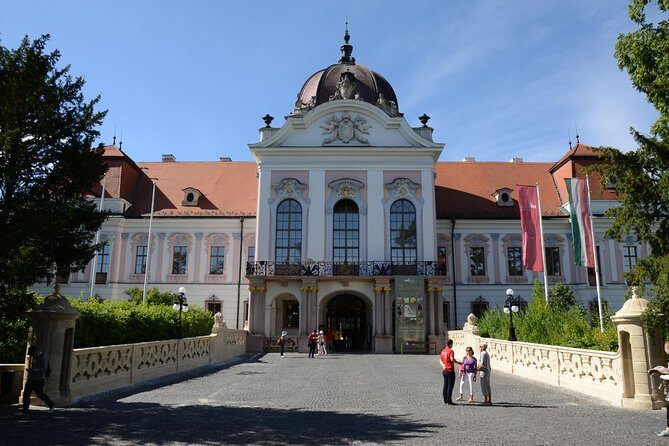 Sisi's Godollo Palace Tour from Budapest - Timing and the bus ride from central Budapest