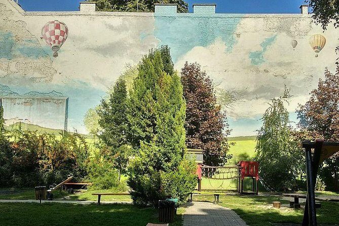 Street Art Tour Budapest - How the 3-Hour Walk Turns Murals Into Meaning