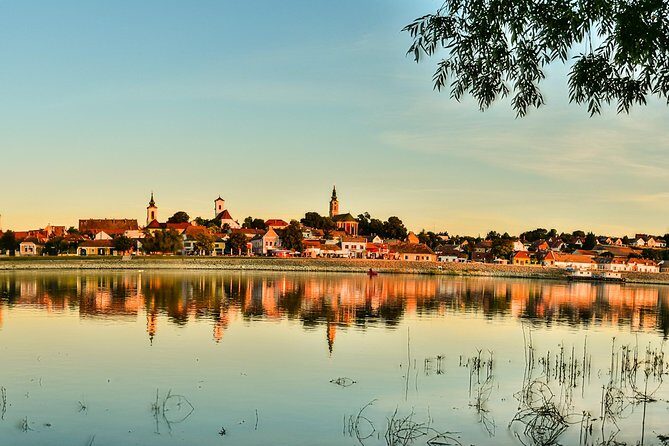 Szentendre the Artists Village Half-Day Tour from Budapest - Budapest to Szentendre: A Quick Change of Scene With Real Atmosphere