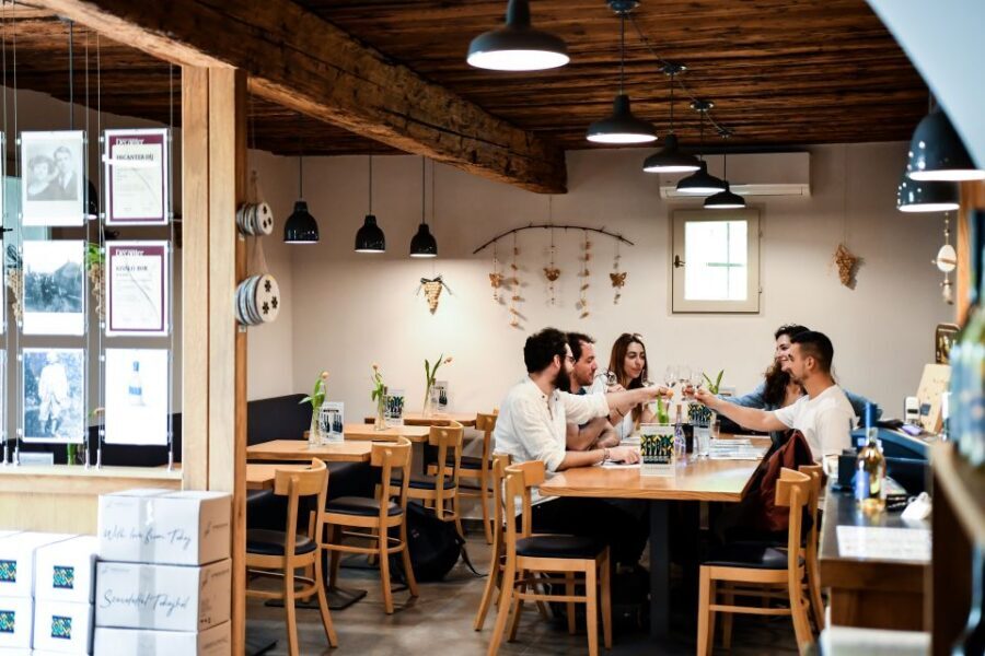 Tokaj: Classic Wine Tasting - Tokaj basics from the Hímesudvar team: how nature and technique meet