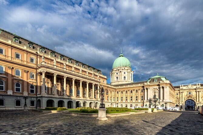 Walking tour in the Buda Castle incl. Fisherman's Bastion - Should you book this Buda Castle walking tour?