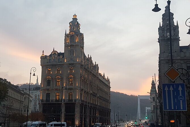 Welcome to Budapest Evening Walk - Start at Budapest Eye: a quick orientation with real local context